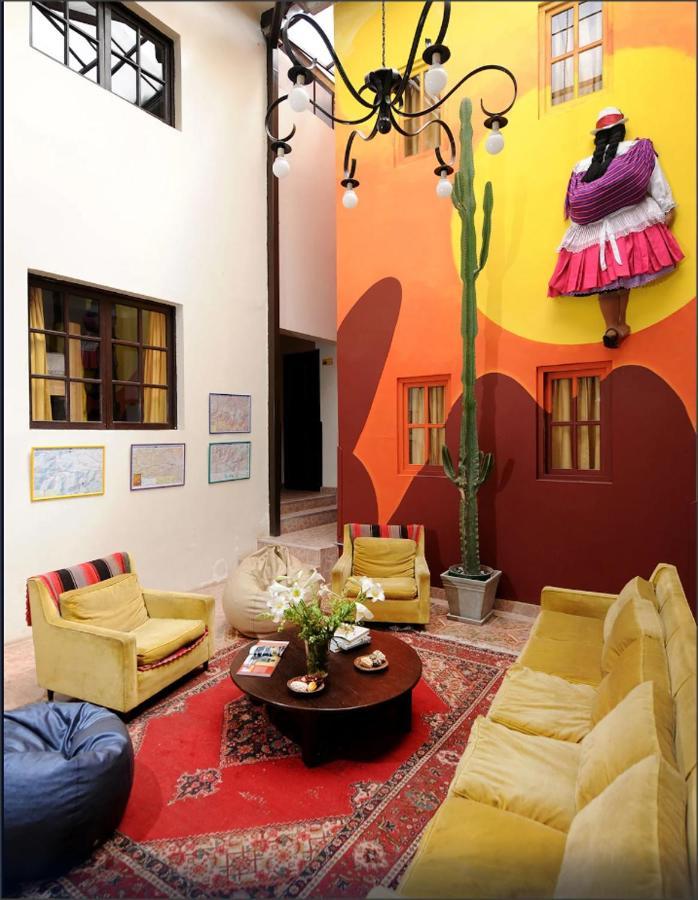 Bear Packer Hostal